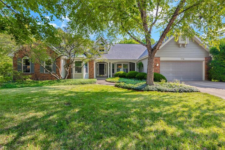 1716 Eldon Ridge Court  Chesterfield MO 63017 photo
