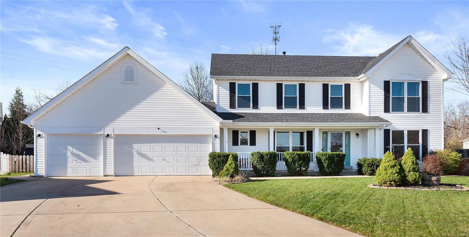 Property Photo: 961 Searle Court MO 63385