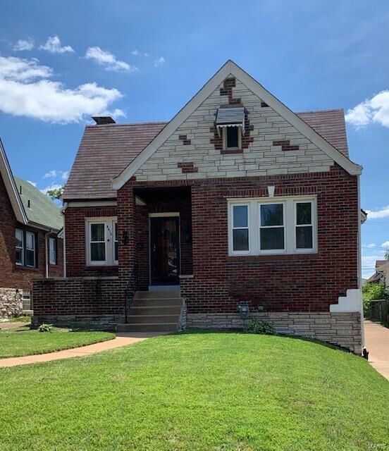 Property Photo:  8610 Drury Lane  MO 63147 