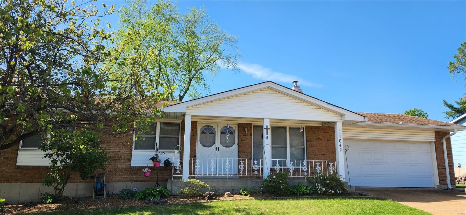 Property Photo: 11042 Fawnhaven Drive MO 63126