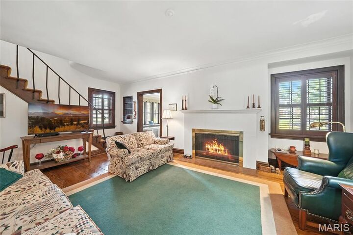 Property Photo:  537 Olive Court  MO 63119 