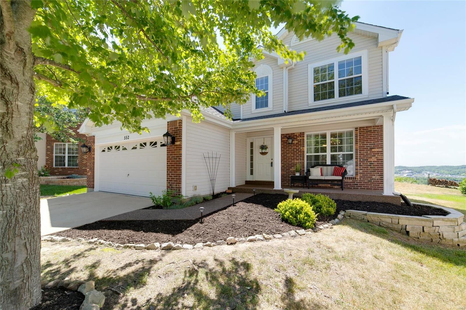 Property Photo: 552 Bluffs View Court MO 63025
