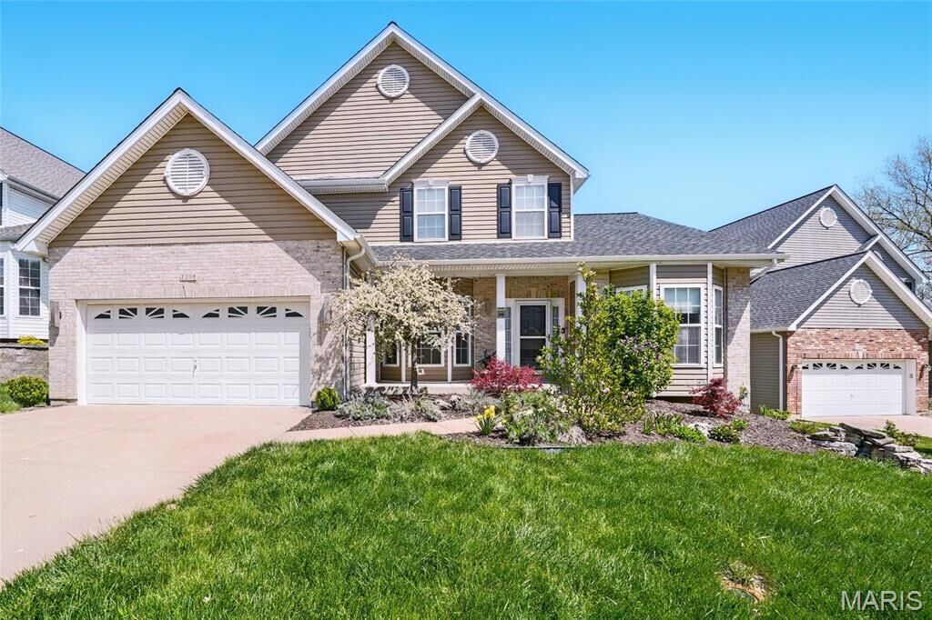 Property Photo: 2208 Ameling Manor Drive MO 63043