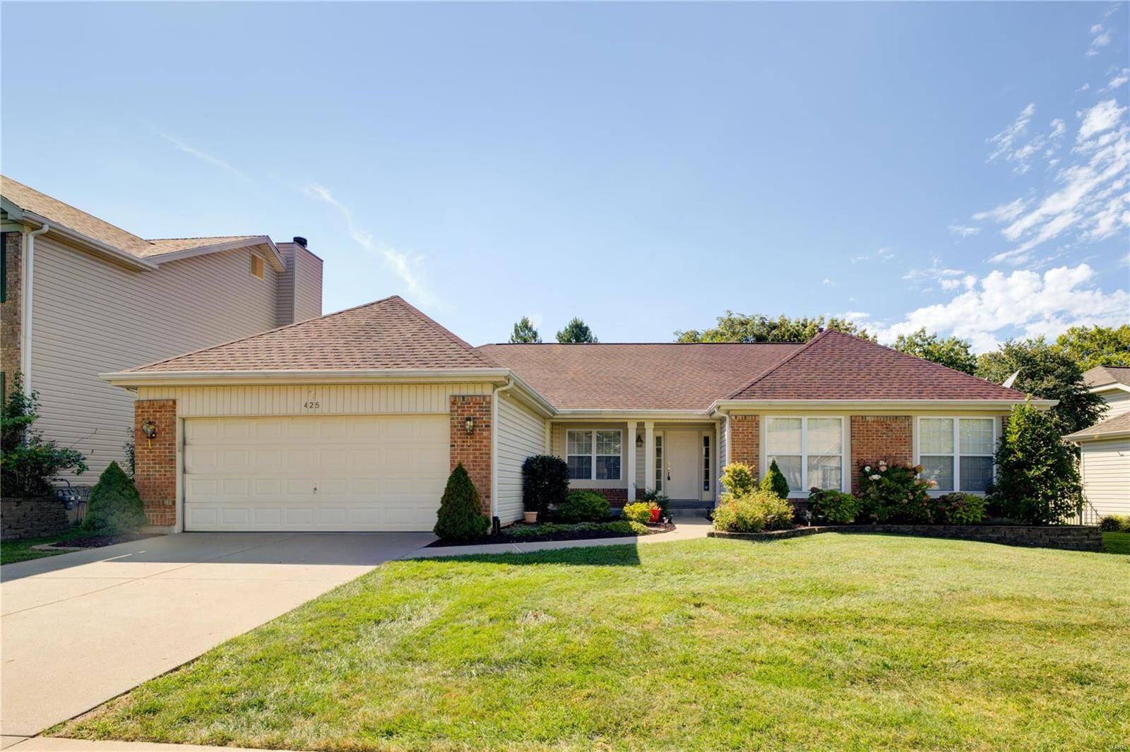 Property Photo: 425 Avalon View Court MO 63026