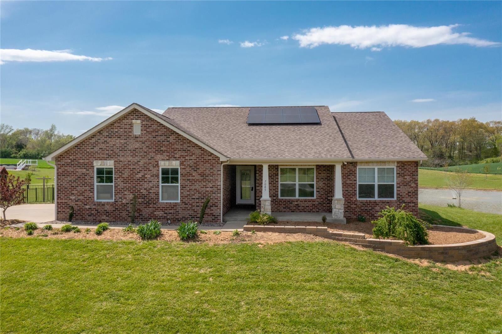 Property Photo:  7085 Clayton Road  IL 62298 