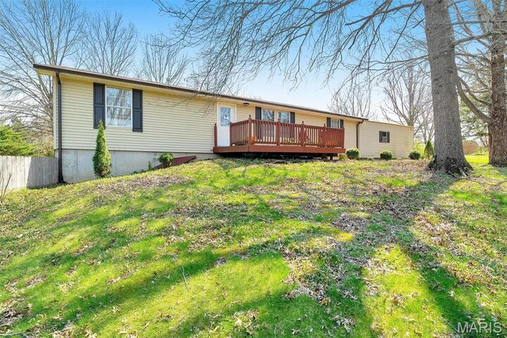 Property Photo:  674 Mennemeyer Road  MO 63379 