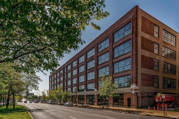 Property Photo: 4100 Forest Park Avenue 511 MO 63108