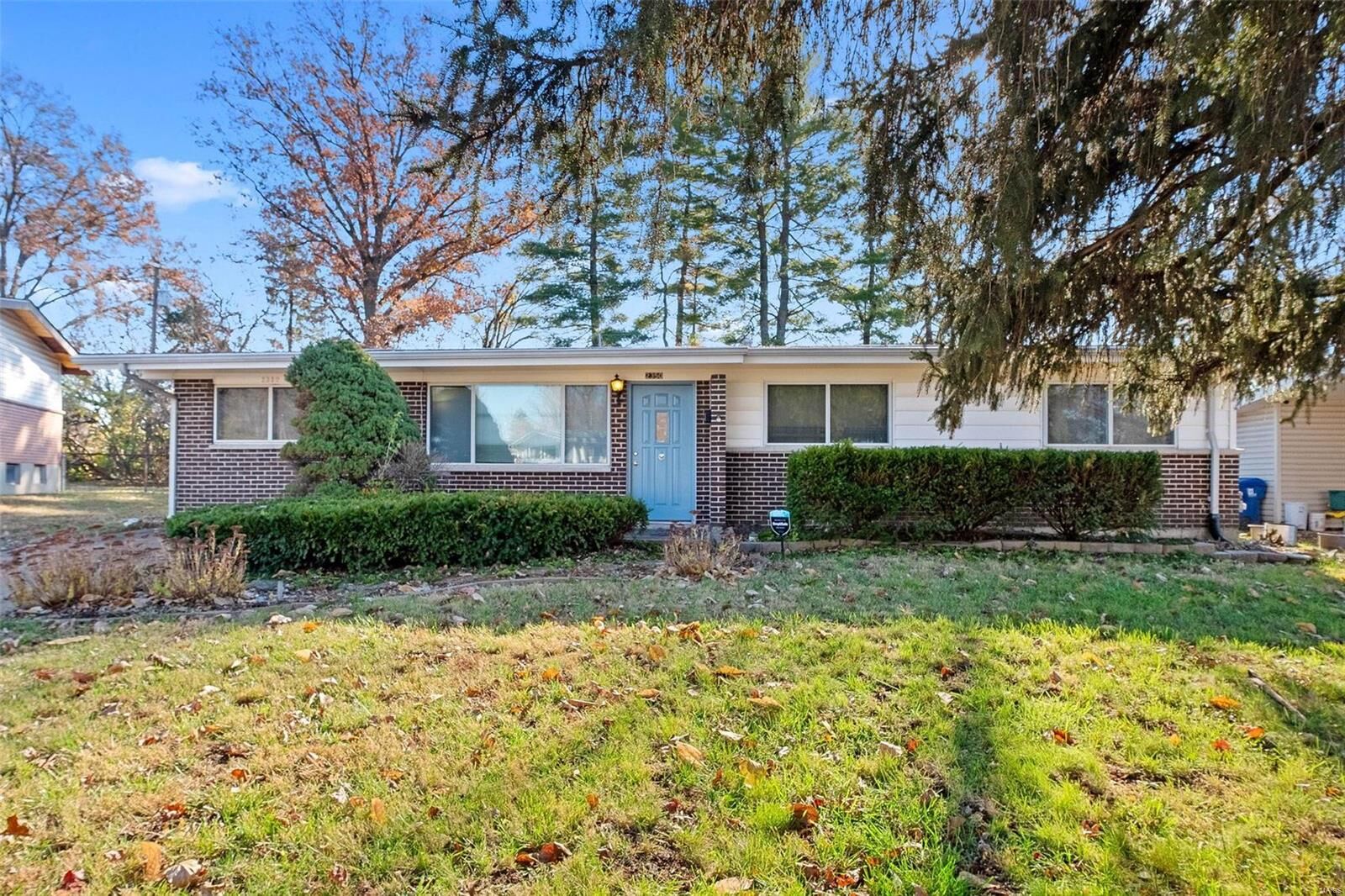 Property Photo:  2350 Martin Drive  MO 63033 