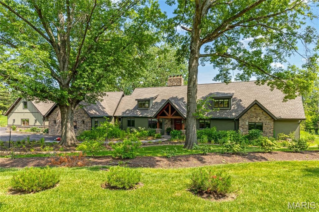 Property Photo:  5 Glaizeview Road  MO 63017 