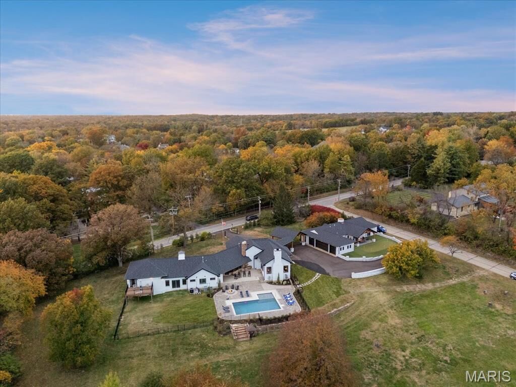 Property Photo:  1824 Topping Road  MO 63131 