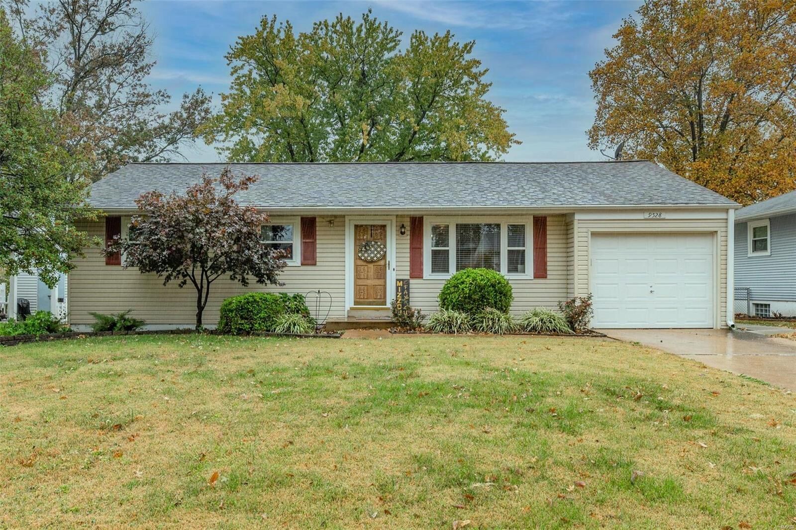 Property Photo: 9528 Marbob Drive MO 63123