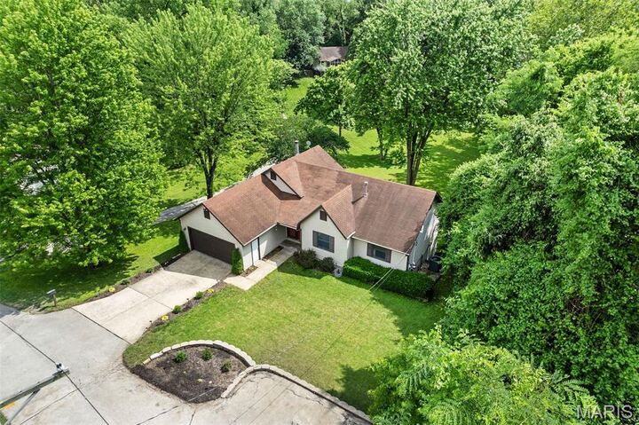 Property Photo: 1098 Utz Lane MO 63042