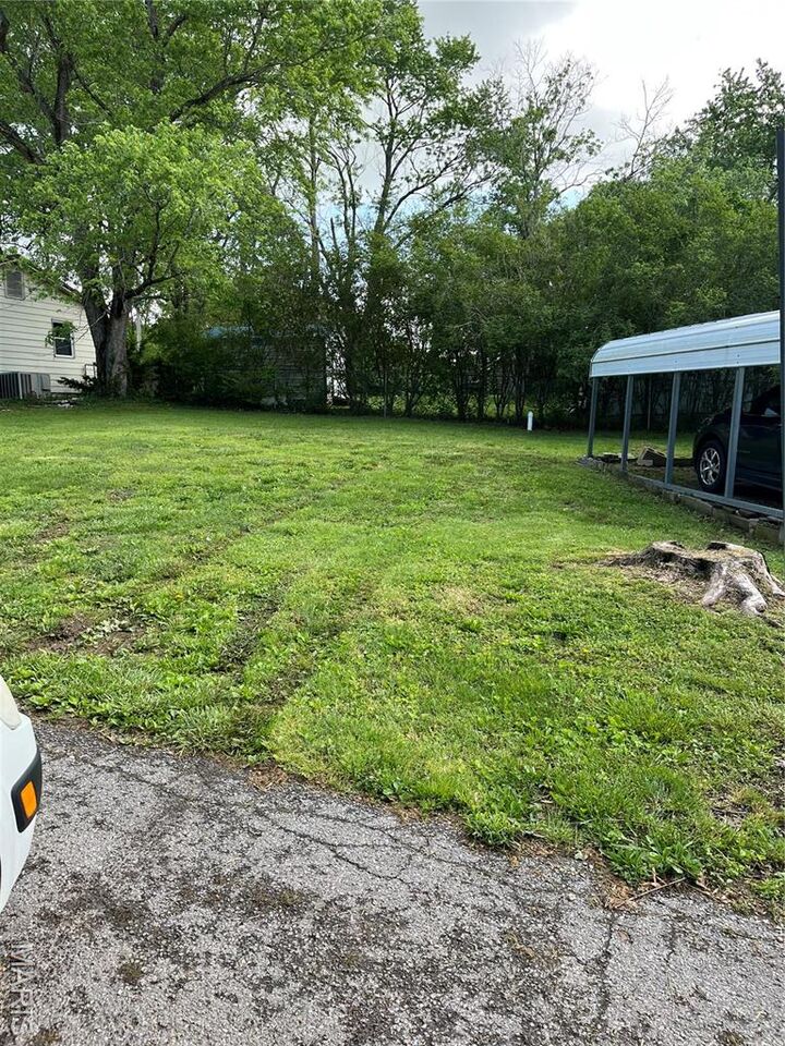 Property Photo:  309 Central Avenue  MO 63764 