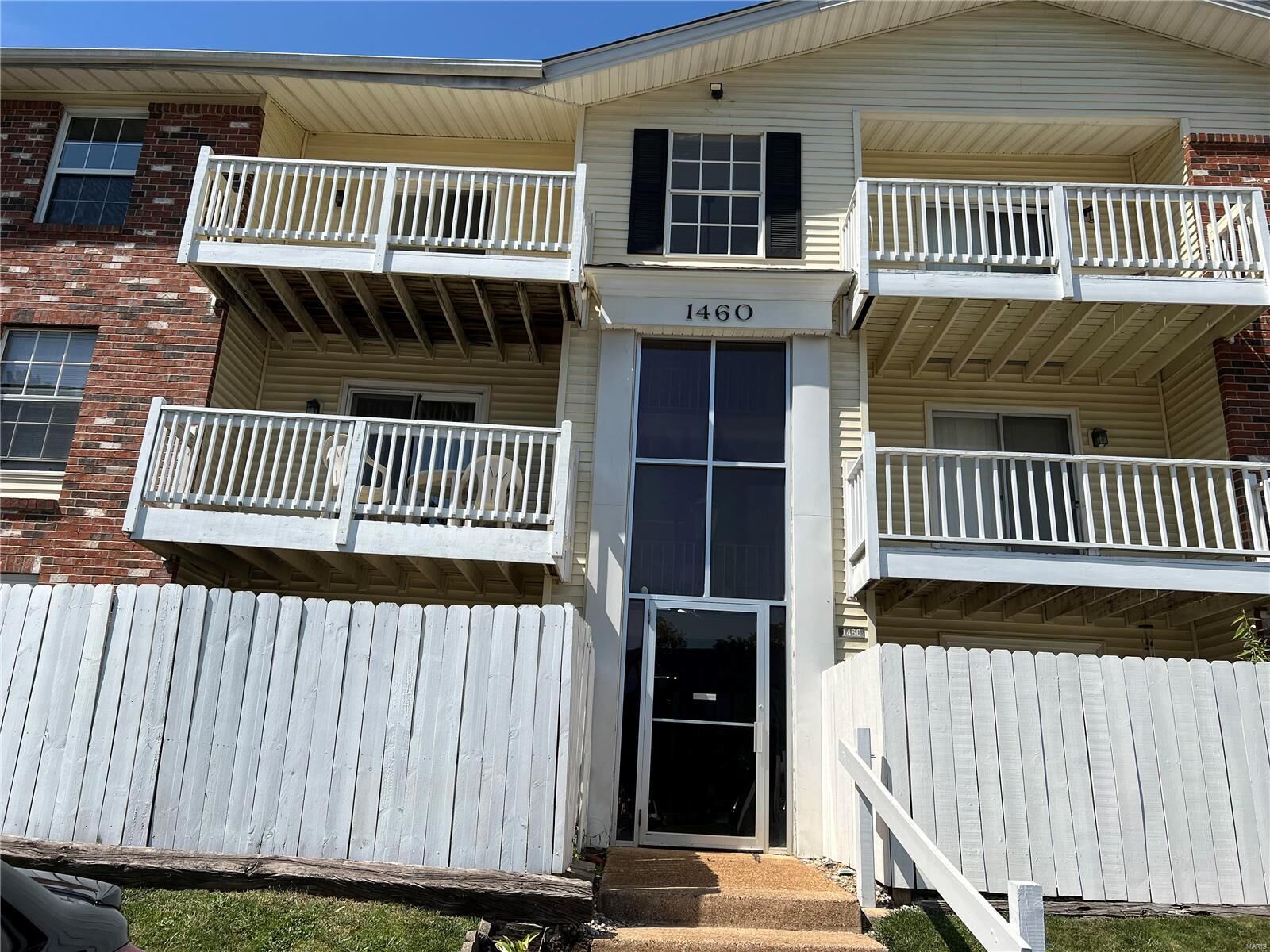 Property Photo: 1460 Hawks Nest Drive G MO 63303