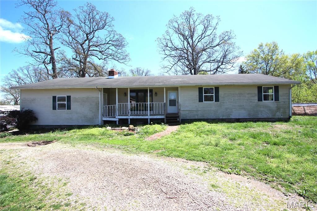 Property Photo: 1730 W Liberty Street MO 63640