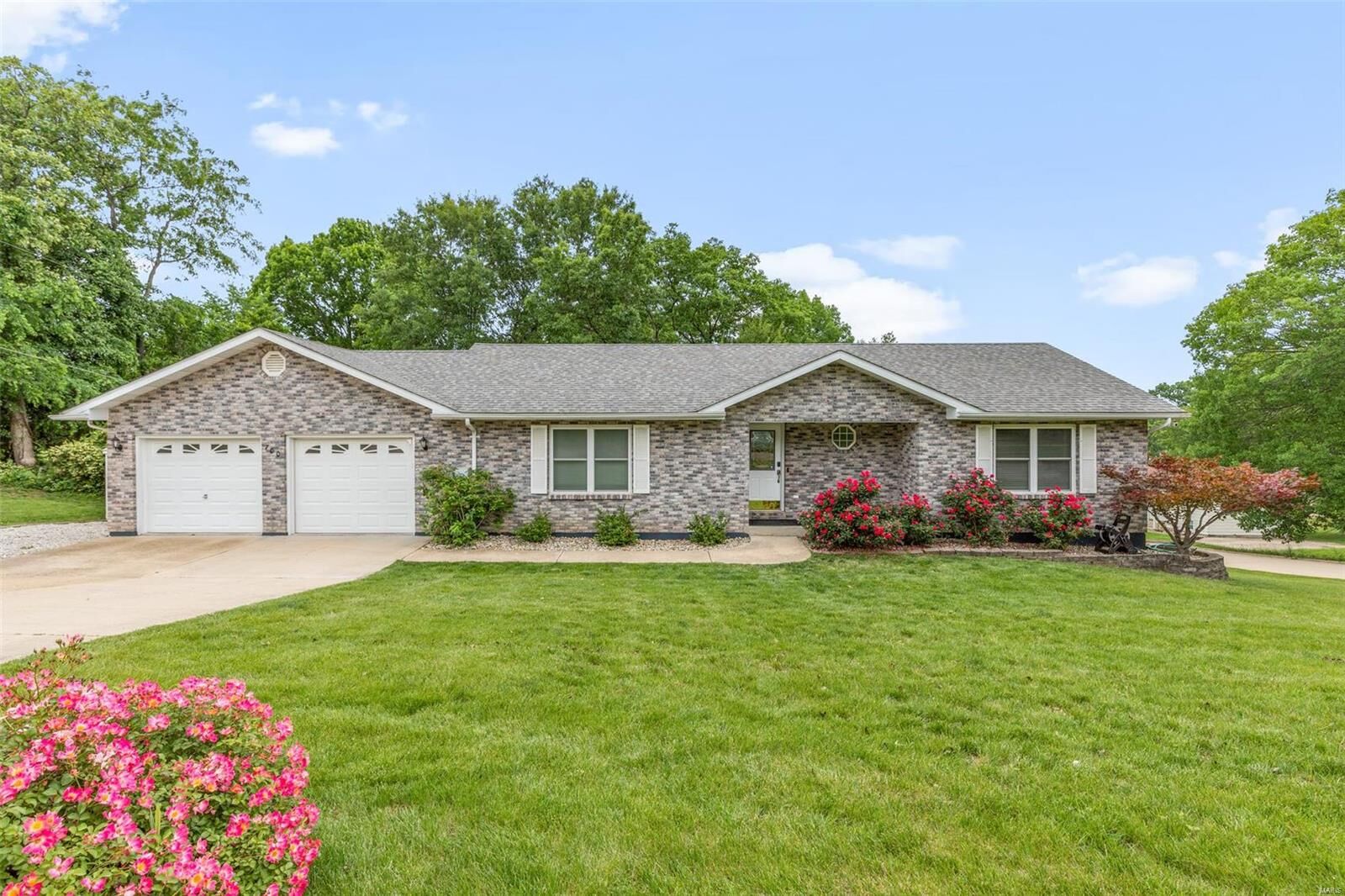 Property Photo: 700 Essex MO 63020
