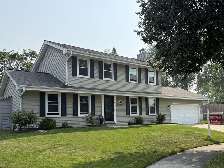 503 Mabel Ct  Waukesha WI 53188 photo