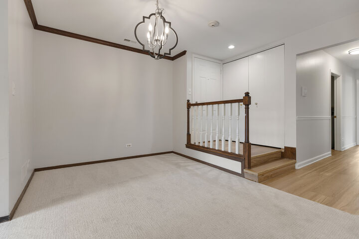 Property Photo: 729 Birchwood Court 18C IL 60527