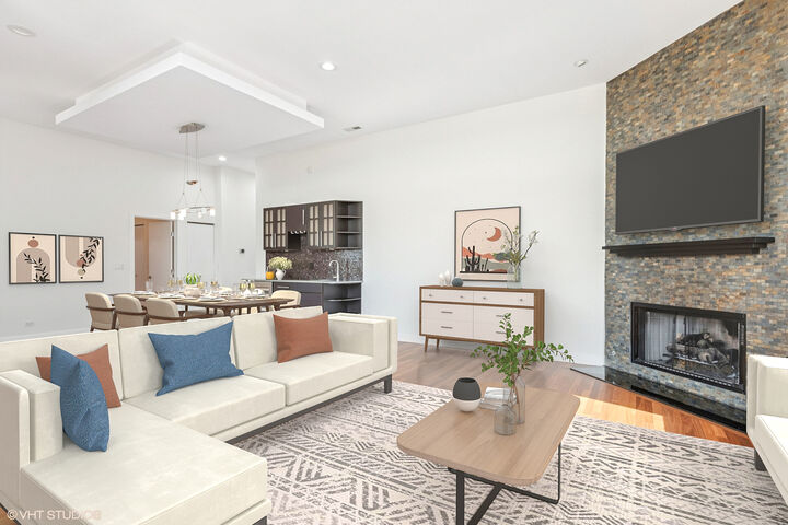 Property Photo:  2136 W Armitage Avenue Ph  IL 60647 