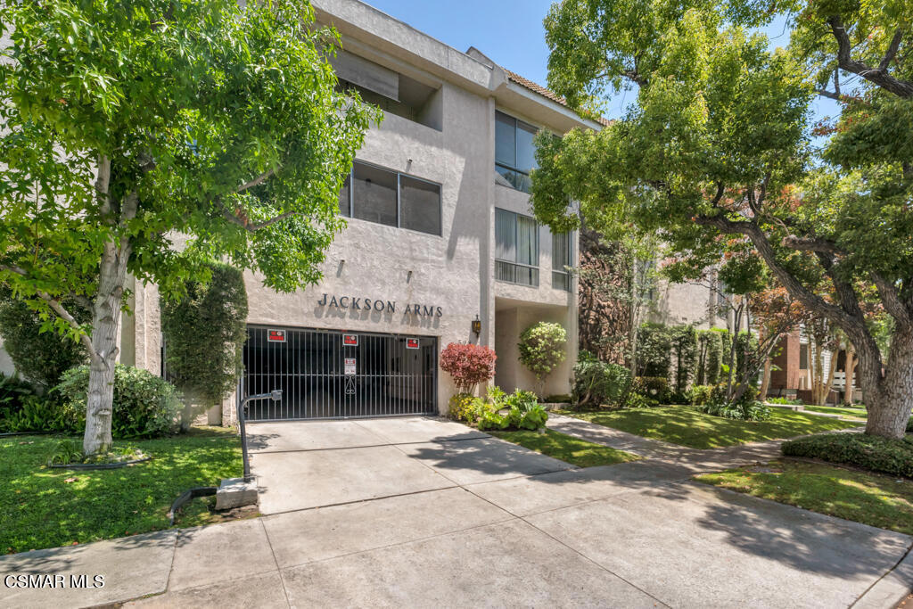 528 N Jackson Street 309  Glendale CA 91206 photo