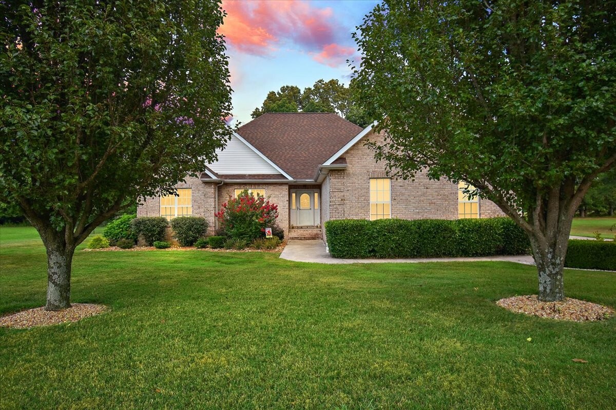 Property Photo: 417 Whispering Winds Dr TN 37355