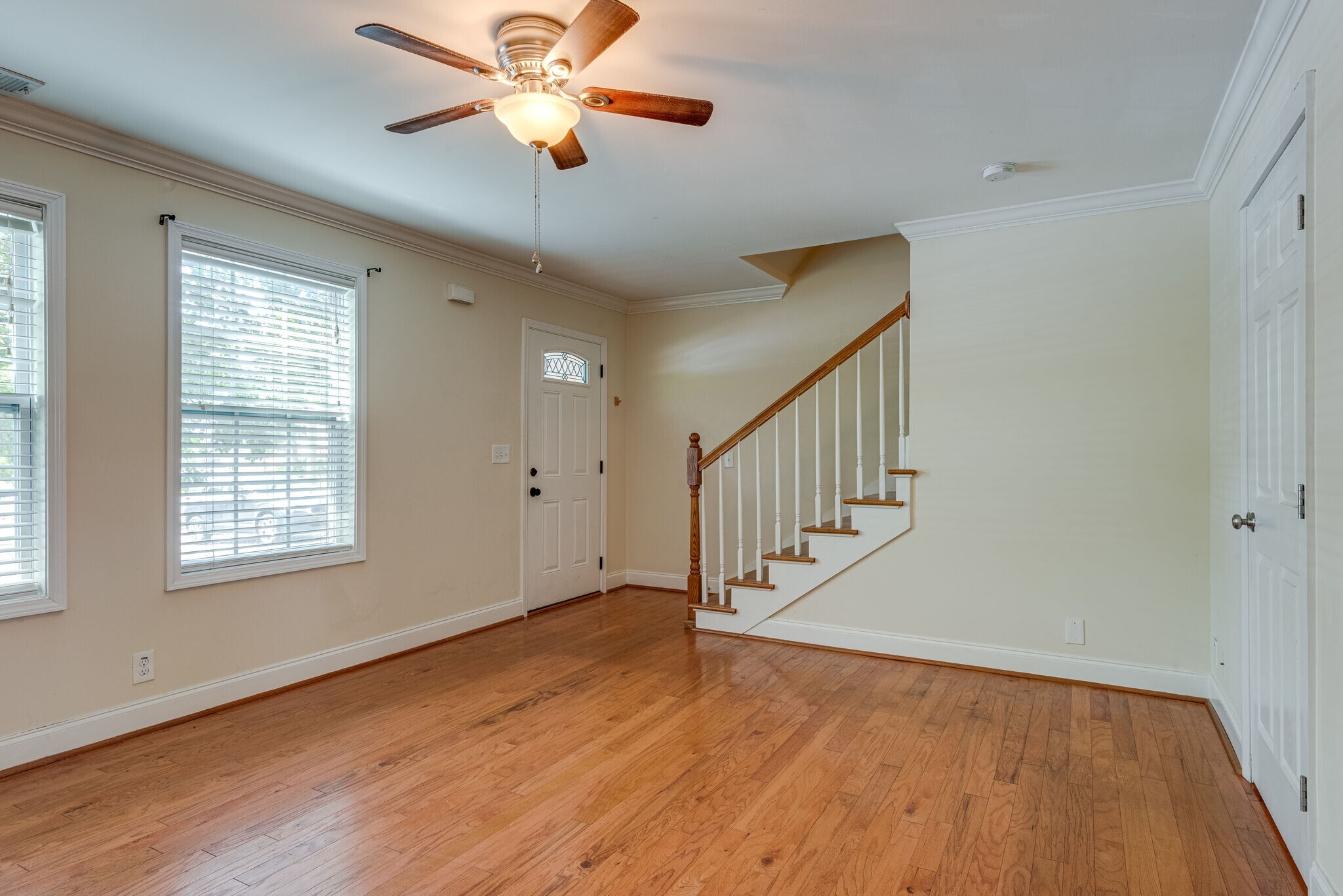 Property Photo: 5515 Country Dr 33 TN 37211