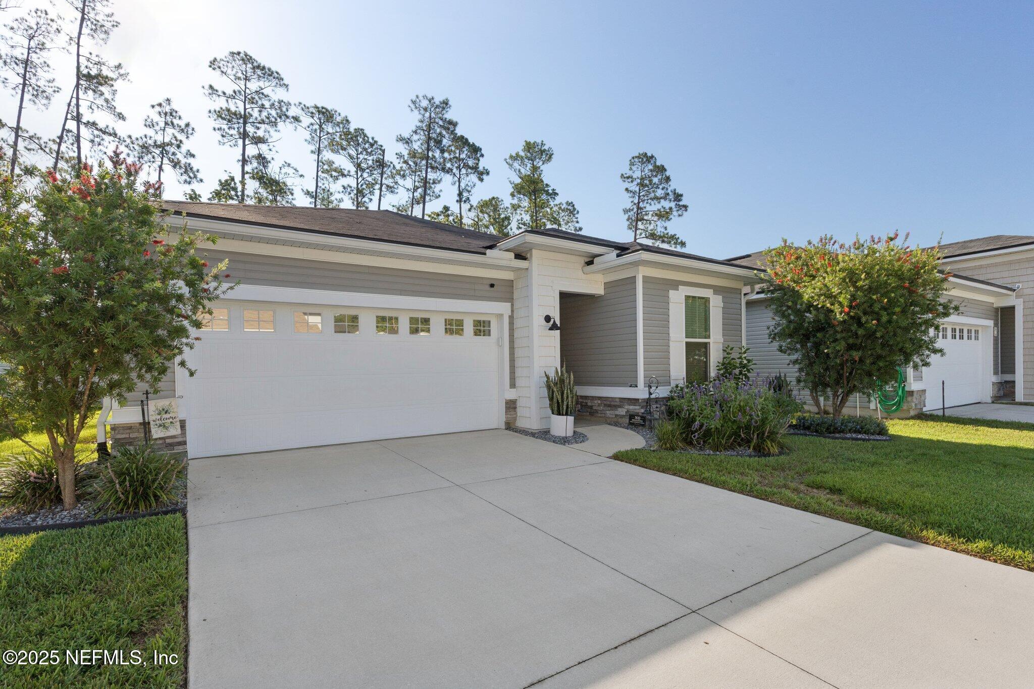Property Photo: 1856 Cogdill Trace FL 32068