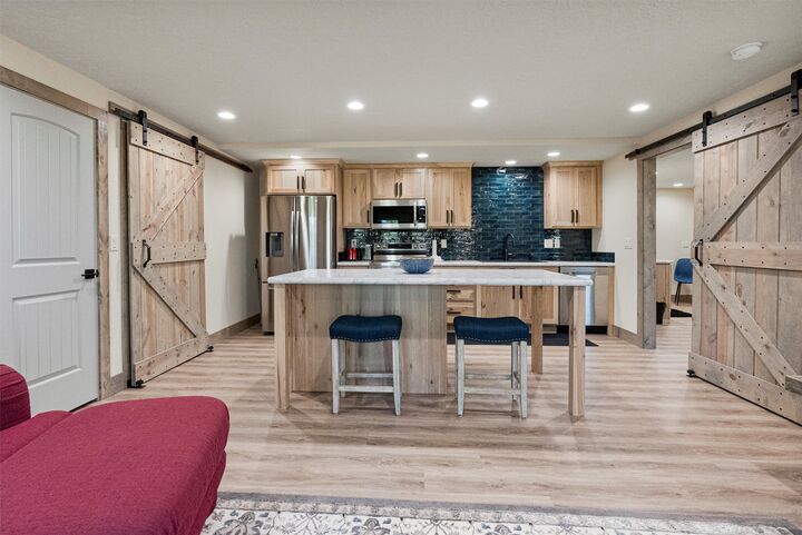 Property Photo: 215 Peekaboo Trail MT 59840
