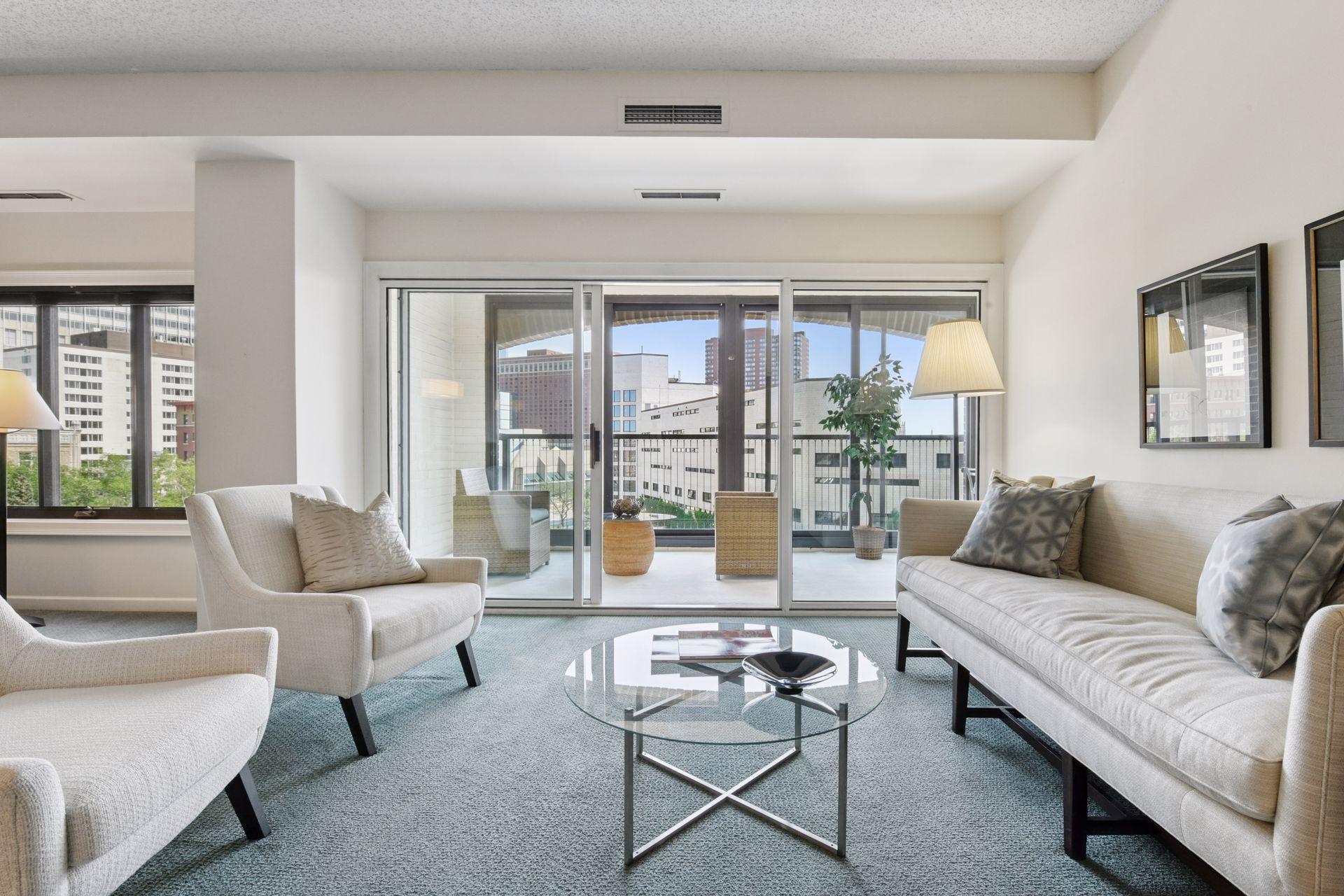 Property Photo:  1201 Yale Place 407  MN 55403 