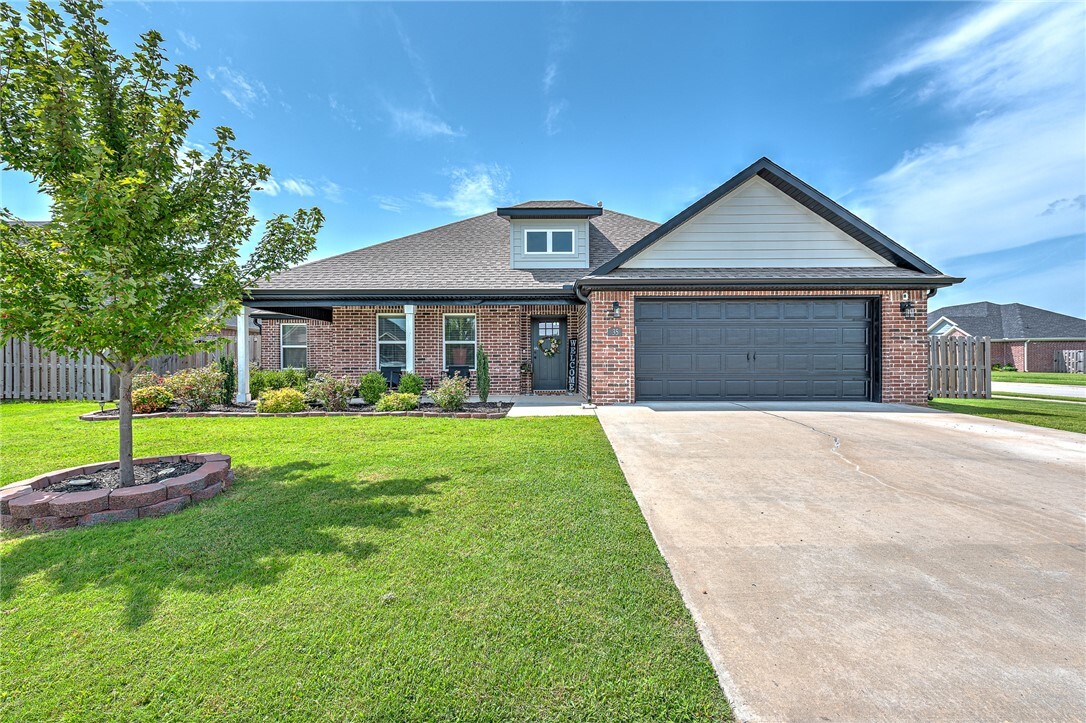 35 E Loveland Loop  Farmington AR 72730 photo