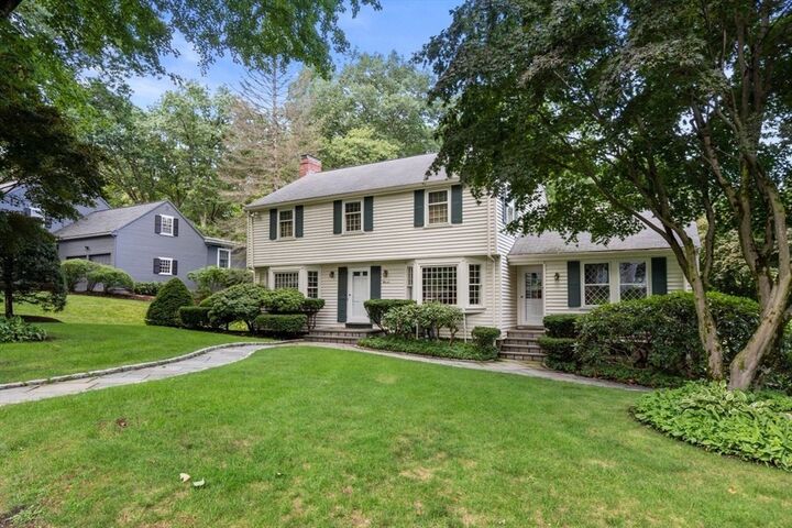 Property Photo: 11 Nantucket Road 11 MA 02481