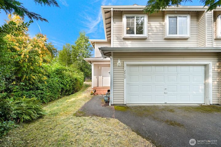 Property Photo: 2809 Valencia Street WA 98226