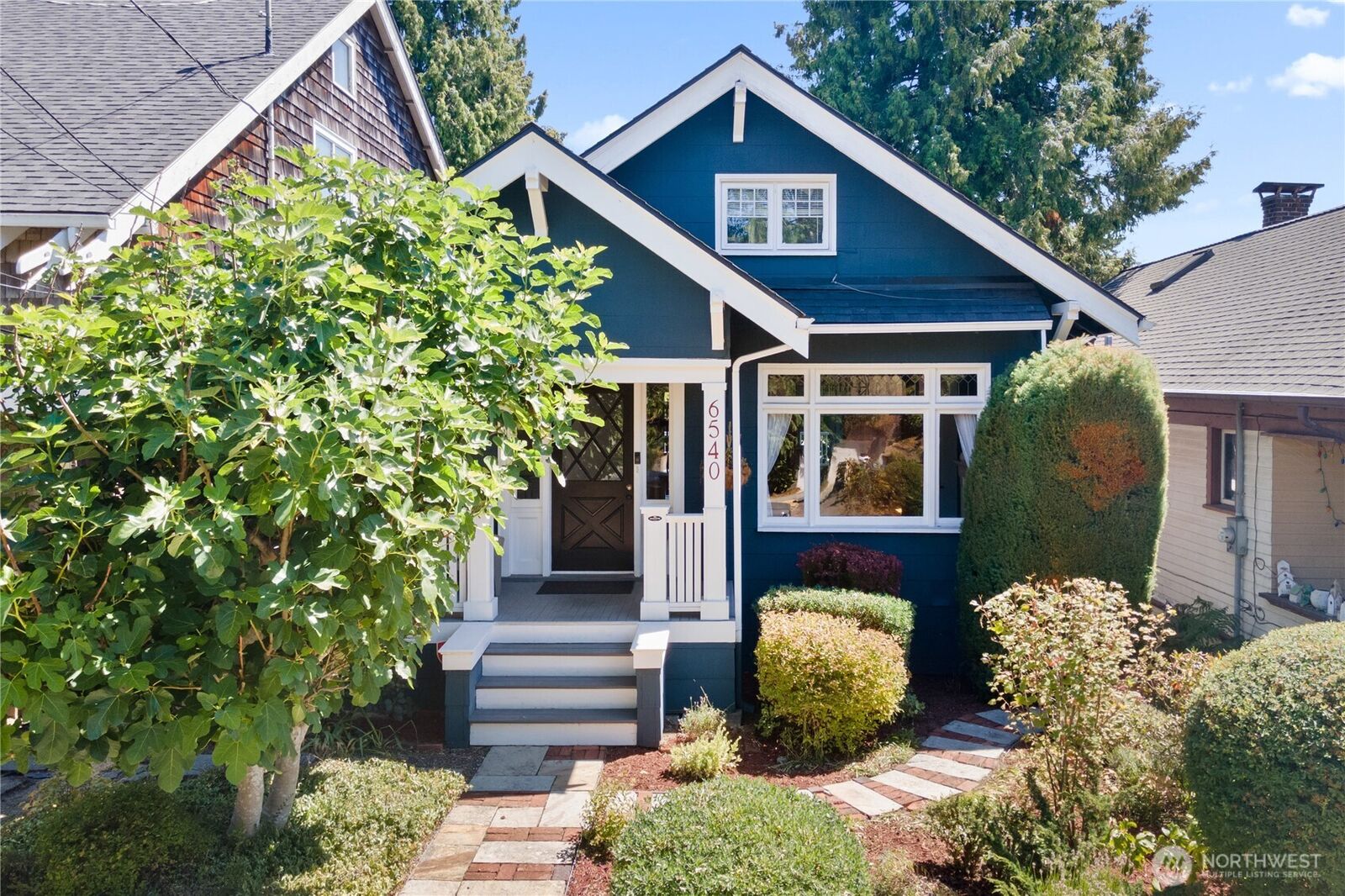 Property Photo: 6540 19th Avenue NE WA 98115