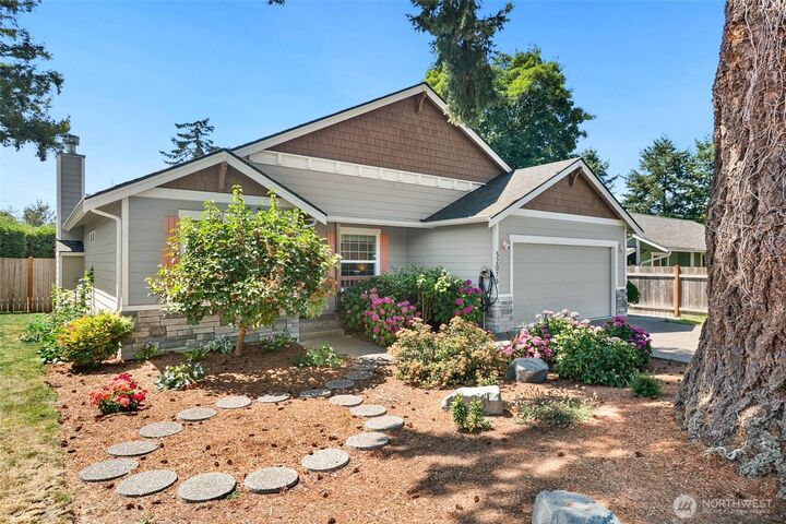 Property Photo:  32075  Commercial Street  WA 98014 