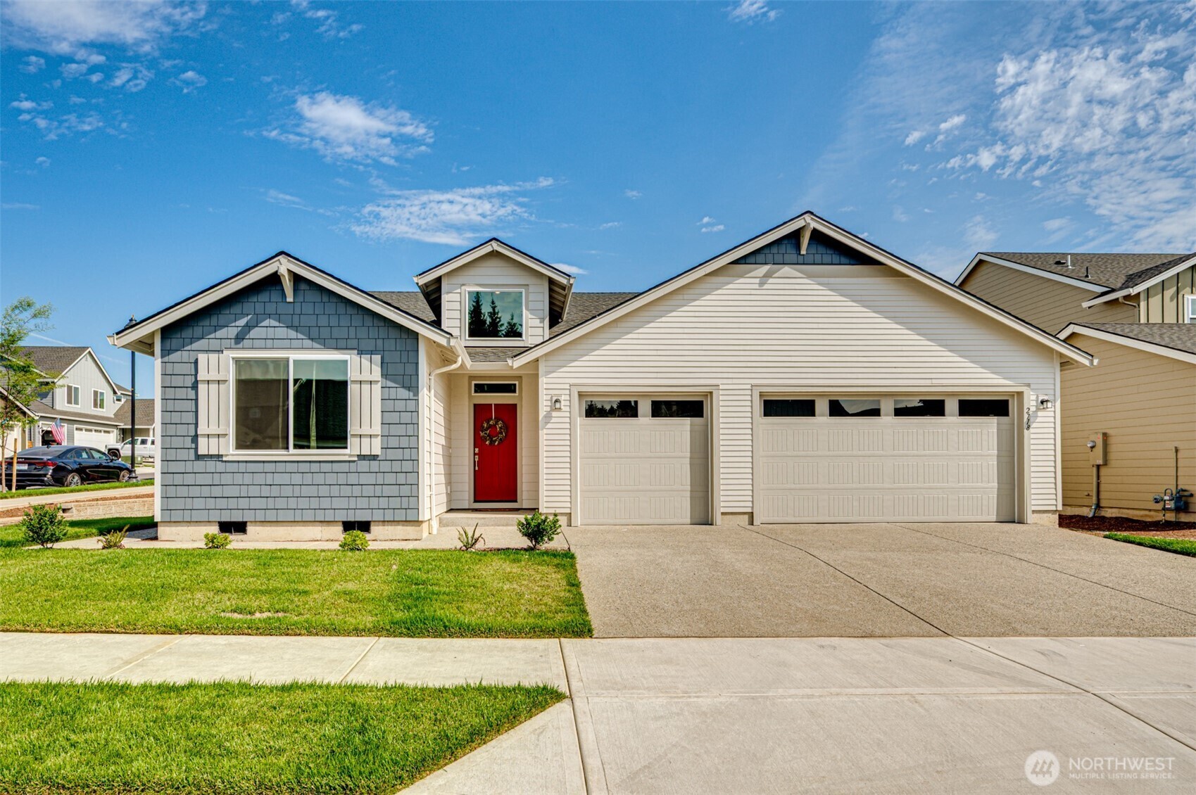 Property Photo:  2718 S 9th Way  WA 98642 