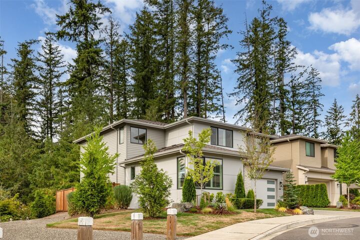 Property Photo: 23612 SE 35th Court WA 98029
