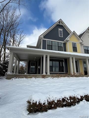 Property Photo:  318 S Center Street  MI 48167 