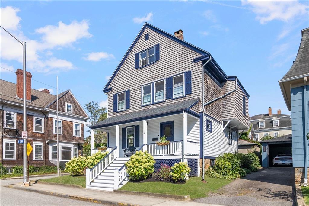 5 Mt. Vernon Street  Newport RI 02840 photo