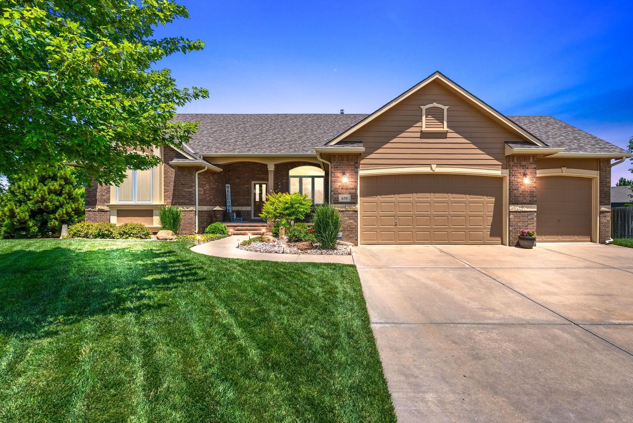 630 N Thoroughbred Ct  Wichita KS 67235 photo