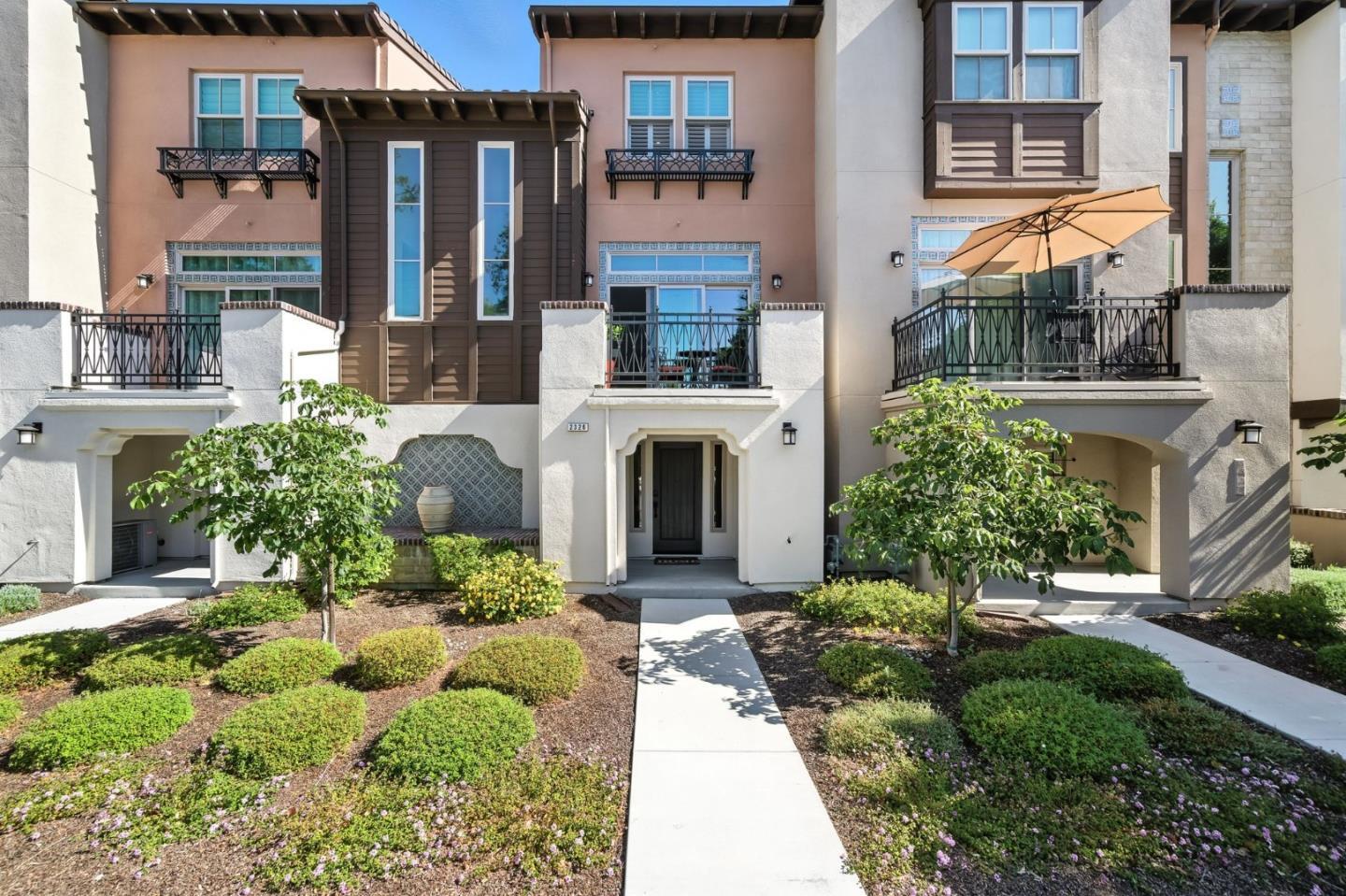 Property Photo: 2326 Rock Street CA 94043