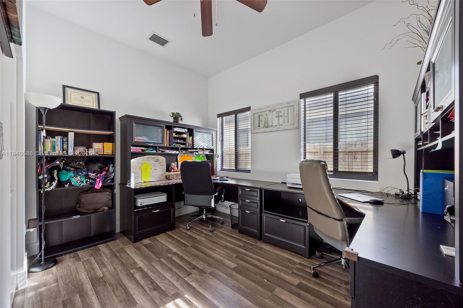 Property Photo:  5200 SW 22nd St  FL 33023 