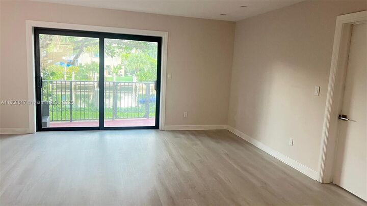 Property Photo: 6855 Edgewater Dr 1cs FL 33133