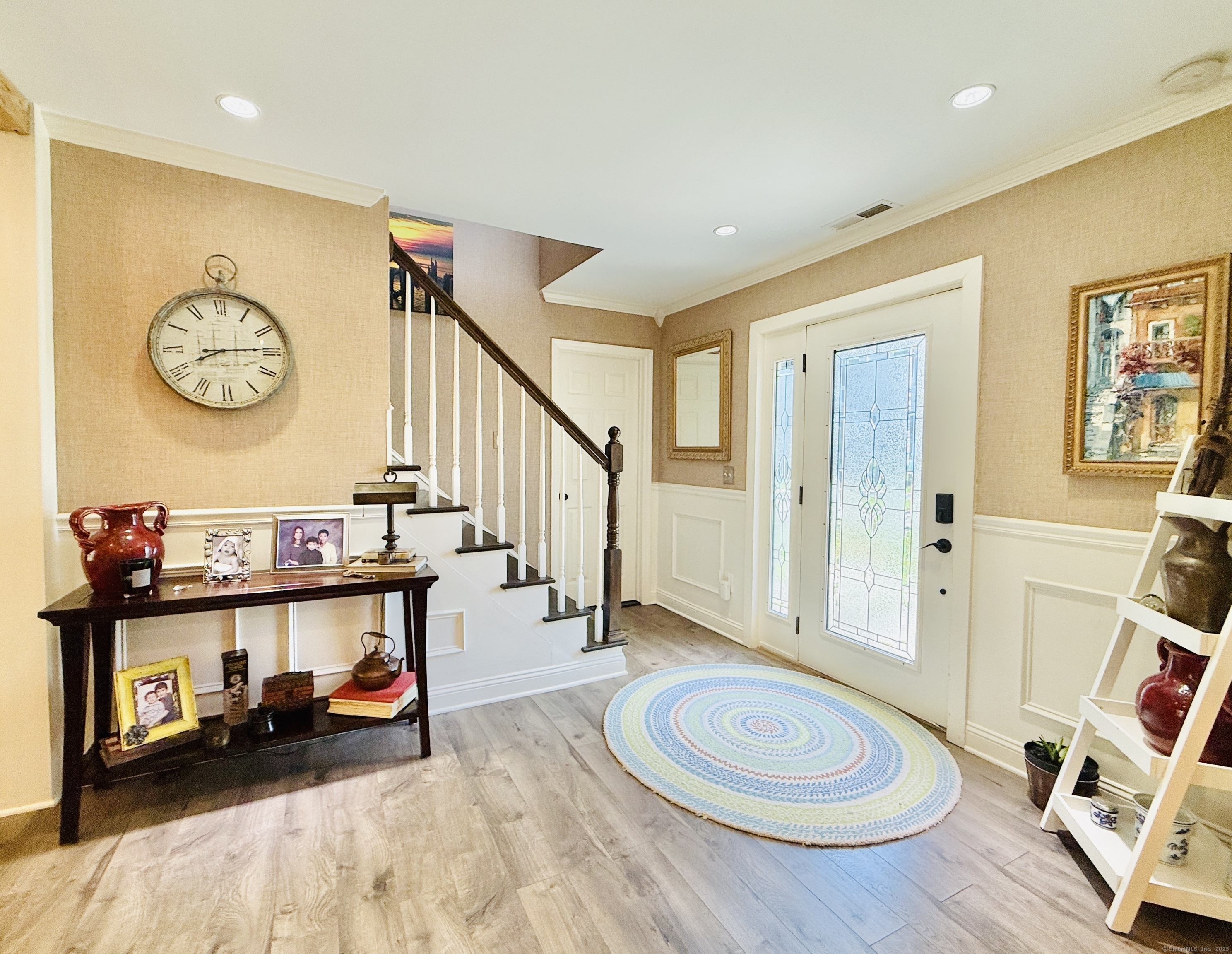 Property Photo:  3 Turnabout Lane  CT 06820 