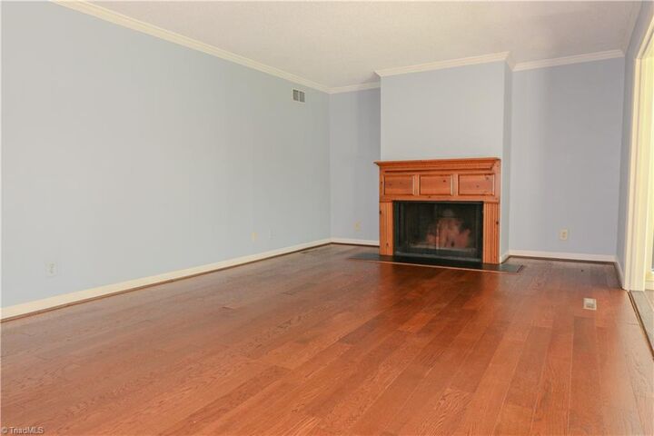 Property Photo: 328 Lamplighter Circle NC 27104