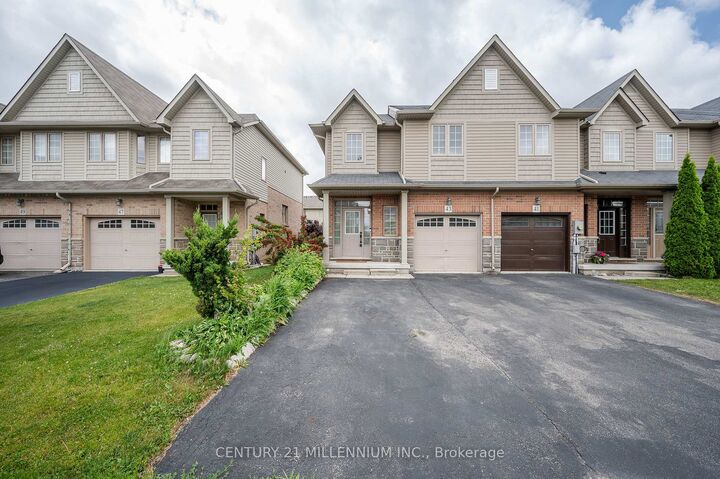 Property Photo:  43 Bankfield Crescent  ON L8J 0C1 