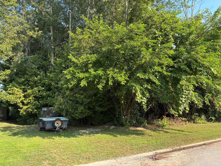 Property Photo:  434 Macdougall Drive  ON N2Z 3A8 