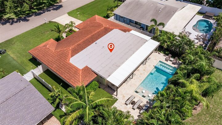Property Photo:  1110 2nd Avenue S  FL 33715 