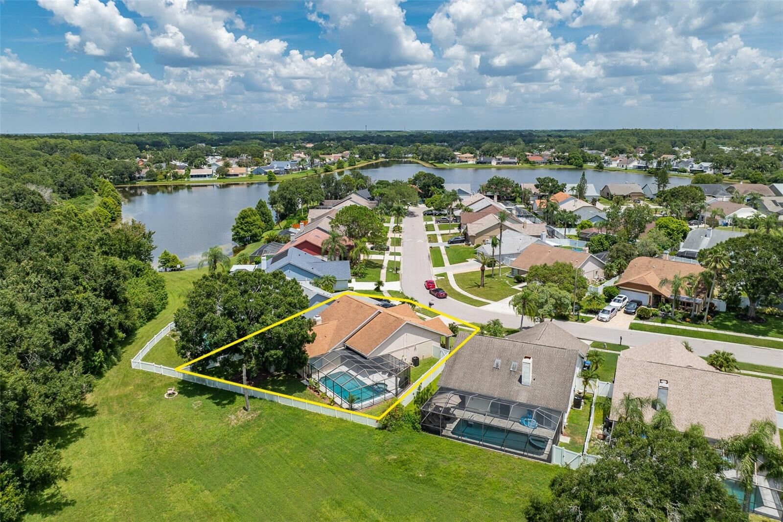 Property Photo:  8727 Boysenberry Drive  FL 33635
