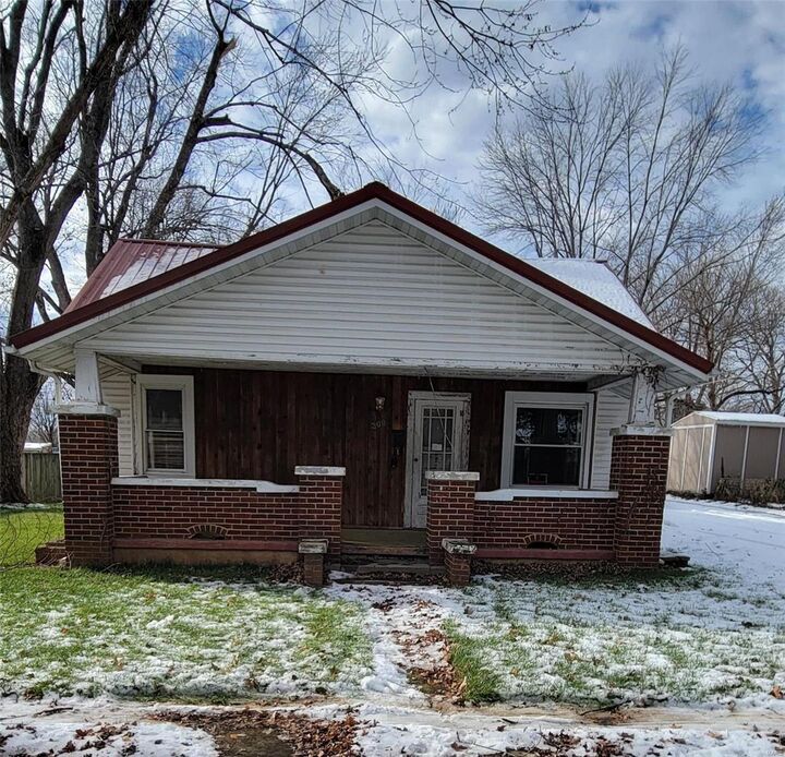 309 West Street  Farmington MO 63640 photo