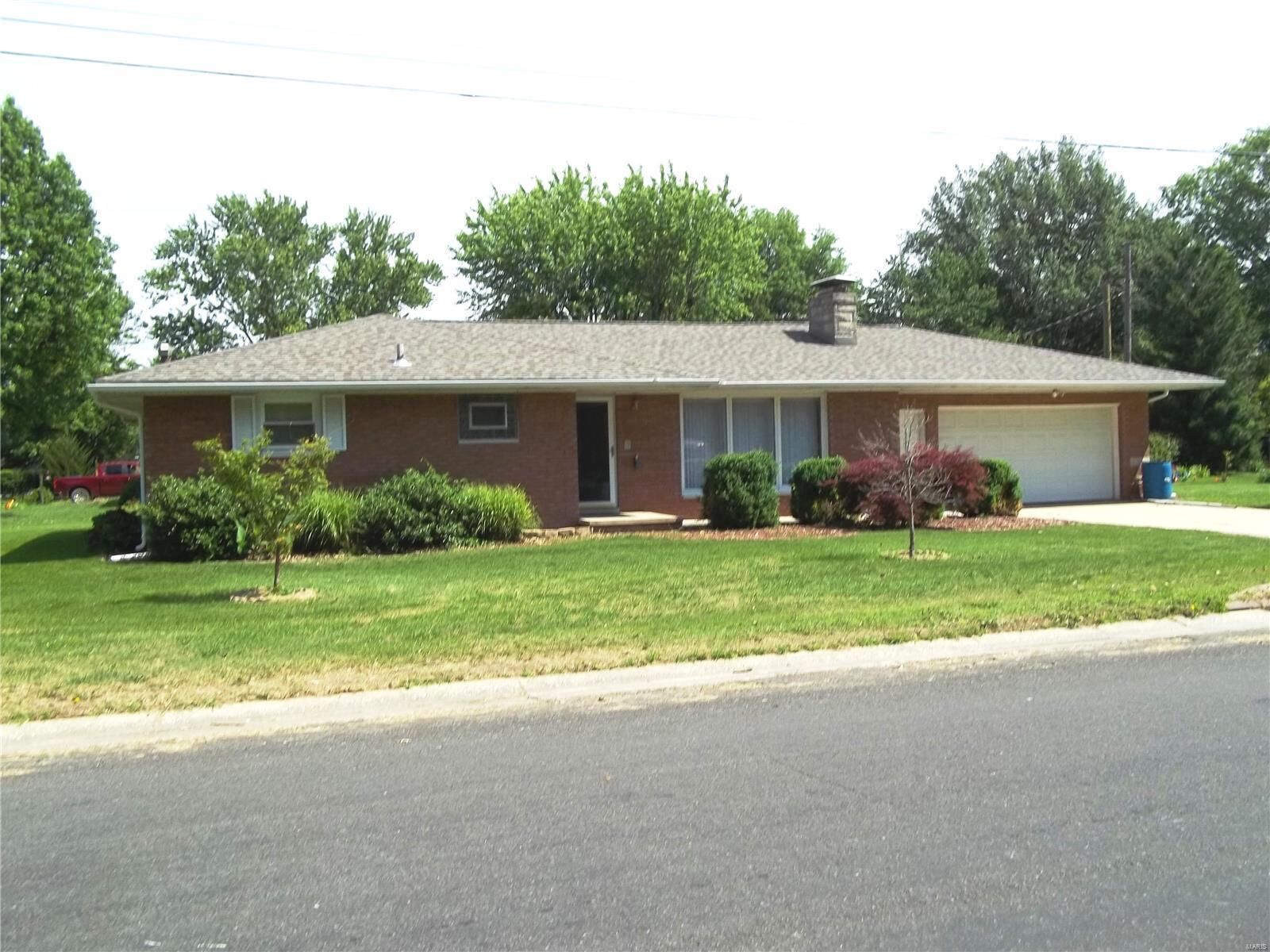 Property Photo:  1505 27th Street  IL 62249 